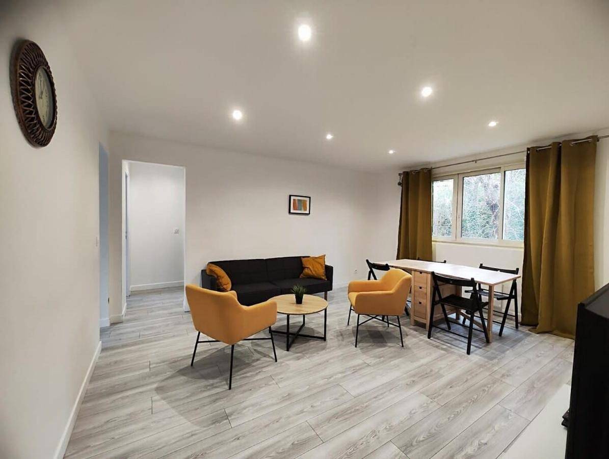 Appartement entier, Ninat5 Disney Paris 8voyageurs jardin parking Wifi in Pomponne, Seine-et-Marne