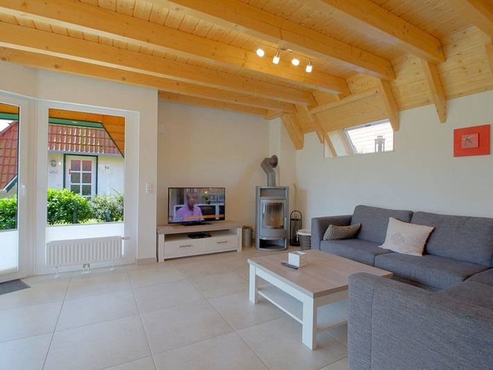 Ferienhaus für 4 Personen, mit Terrasse und Garten in Wremen - 2