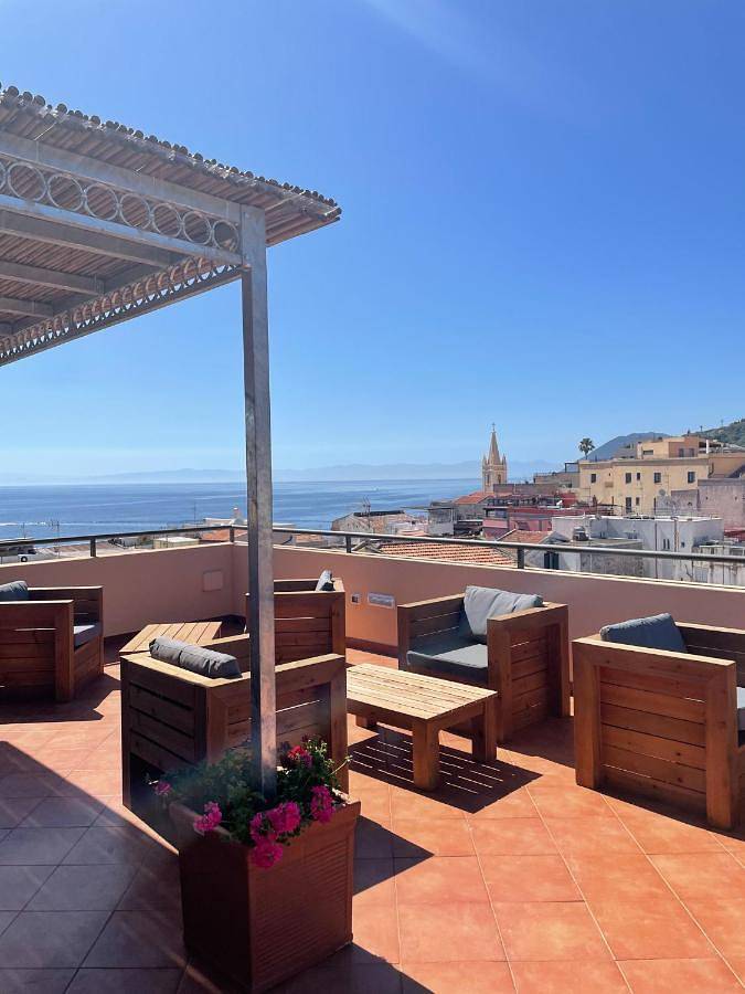 Chambre d’hôte pour 3 personnes, avec vue et terrasse à Lipari - 3