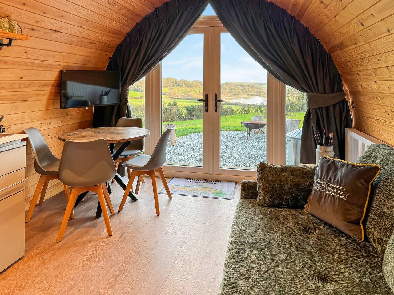 Hayfield Haven-Uk40691 in Crowhurst, Sussex Oriental