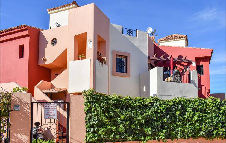 Appartamento per 4 persone, con Terrazza e Piscina a Punta Prima (Alicante)