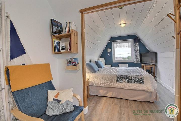 Gîte pour 2 personnes, avec jardin à Plouézec - 2