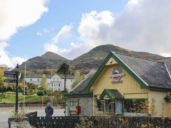 Hirfron in Llanberis, Llyn Padarn