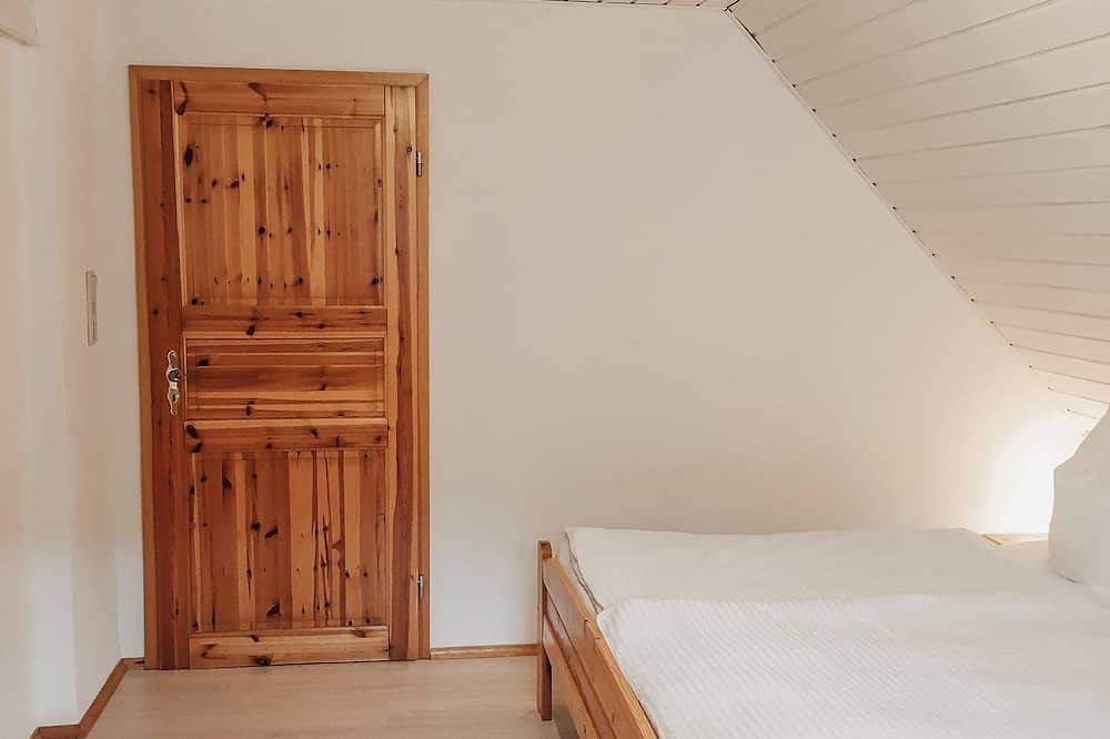 Ganze Wohnung, Gemütliche Ferienwohung im Dahner Felsenland. \nperfekt für Wanderungen! in Erlenbach bei Dahn, Landkreis Südwestpfalz