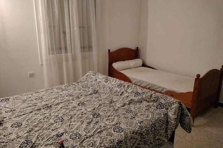 Location de vacances pour 4 personnes, avec jardin et terrasse à Lagarde-Paréol - 4