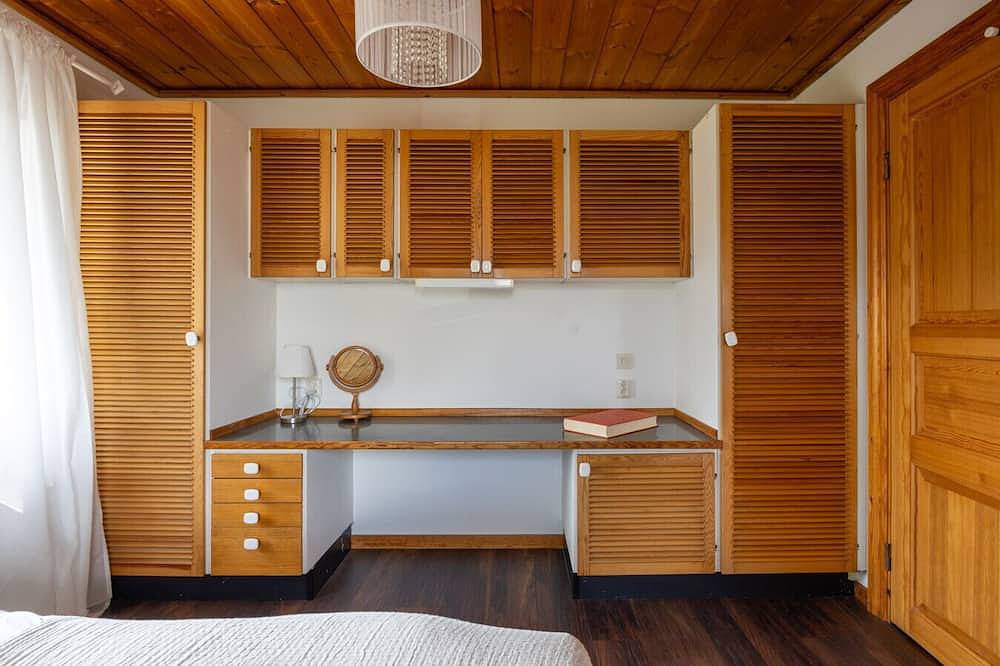 Four bedroom  in Sweden, Huddinge in Huddinge, Schwedische Ostsee