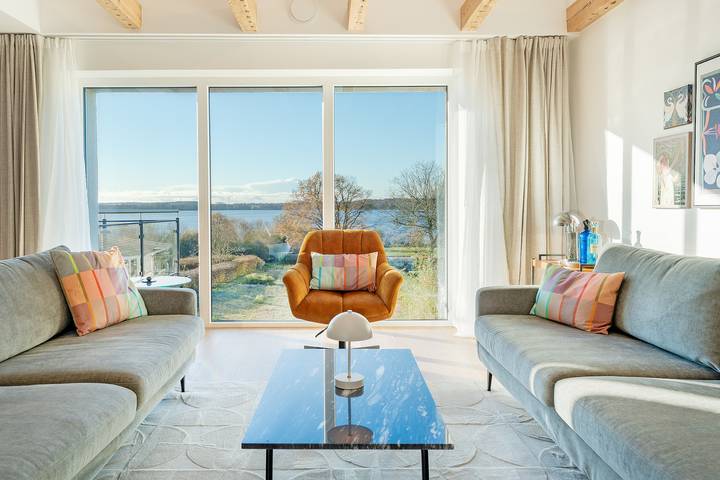 Ferienwohnung für 6 Personen, mit Balkon und Terrasse in Bosau