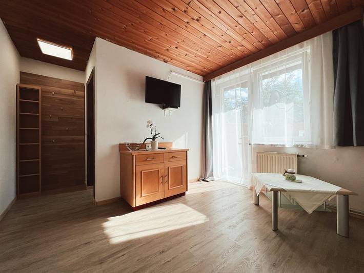 Ferienwohnung für 5 Personen, mit Terrasse und Ausblick sowie Balkon/Terrasse, kinderfreundlich in Achenkirch - 2