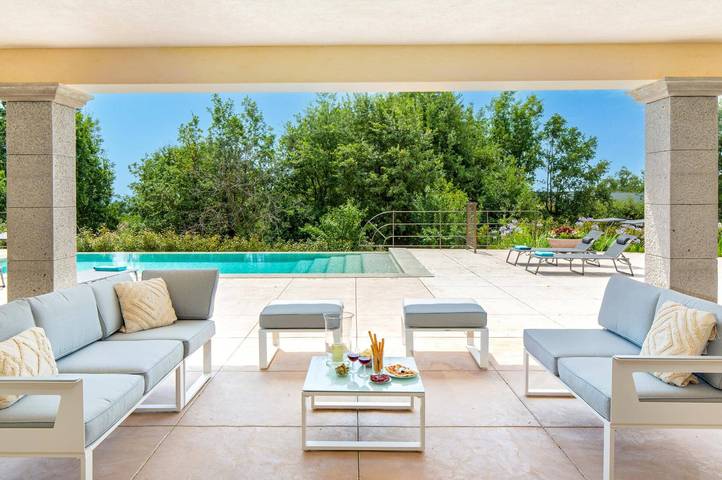 Location de vacances pour 10 personnes, avec jardin, adapté aux familles à Saint-Cézaire-sur-Siagne - 4