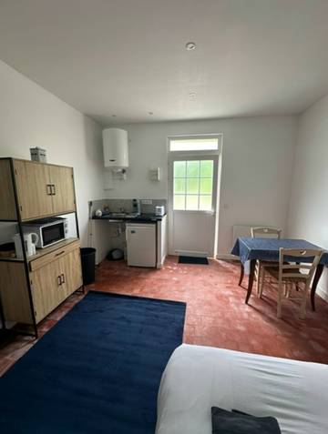 Gîte pour 2 personnes, avec jardin à Ouistreham