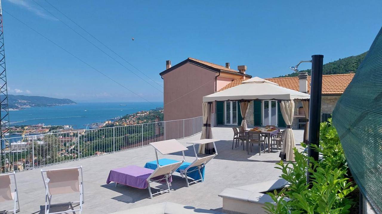 Vignale holiday house in Costa di Murlo, La Spezia
