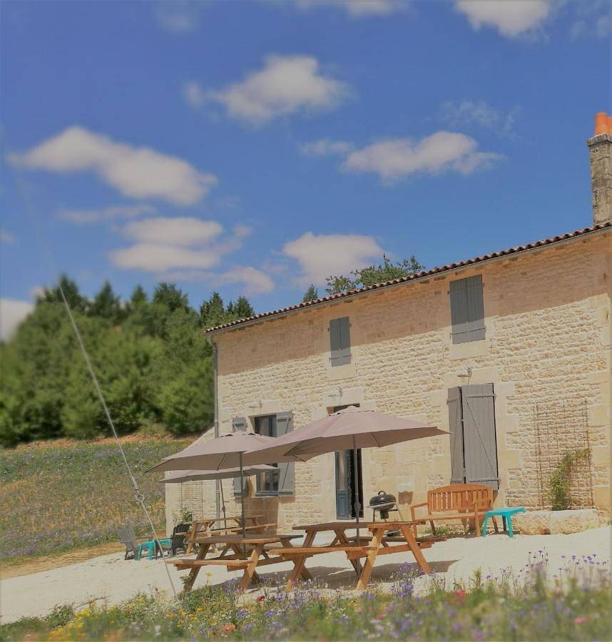 Château des Loups - Les Pommiers in Échiré, Région de Niort