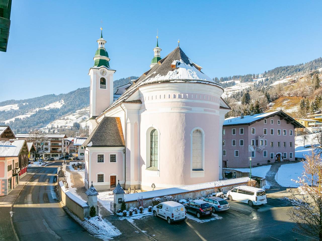 Geheel appartement, Appartement in de buurt van skilift en skibus in Brixen im Thale, Kitzbüheler Alpen
