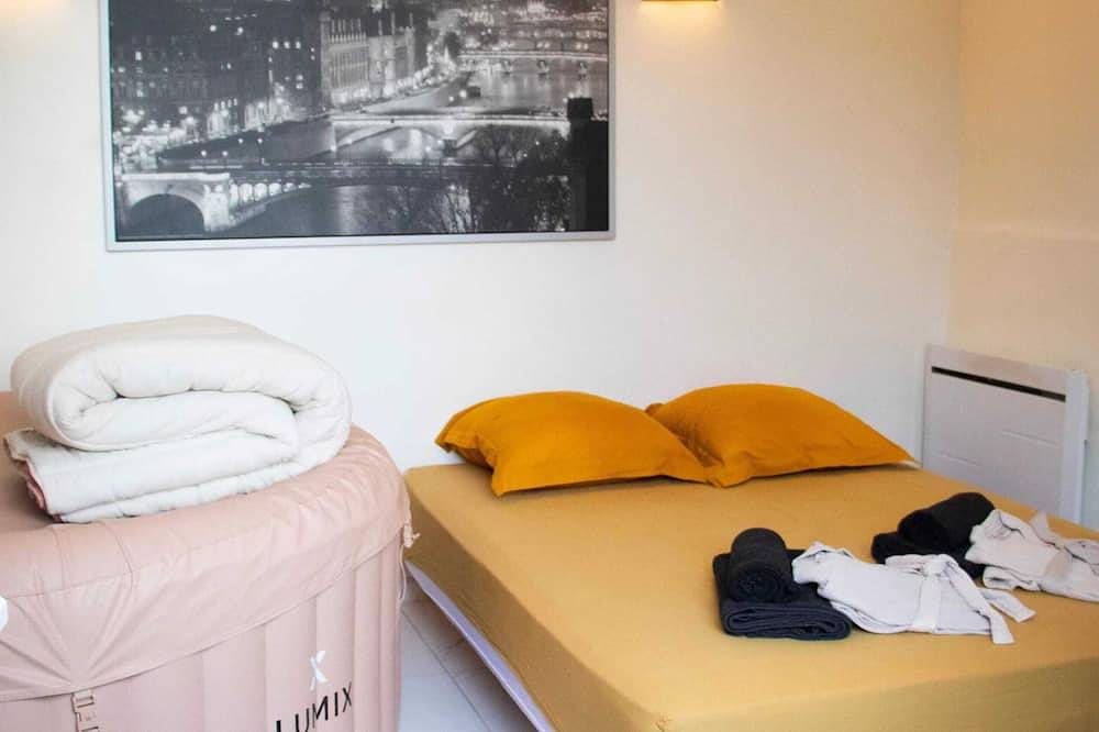 Entire apartment, Homerez - Apartment in Bagnolet in Bagnolet, Seine-Saint-Denis