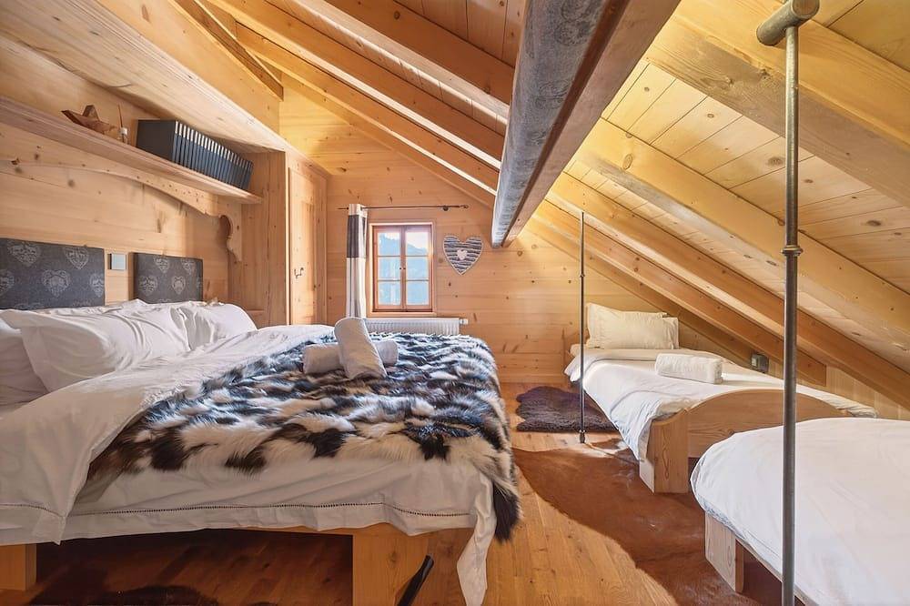 Luxury Swiss Heidi Mountain Chalet near to Gstaad in Gstaad, Saanen