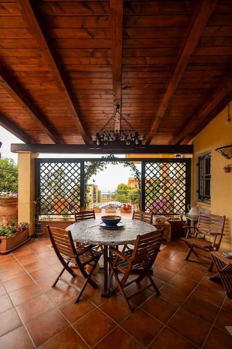 Villa pour 6 personnes, avec balcon et jardin ainsi que piscine et vue à Trabia - 4