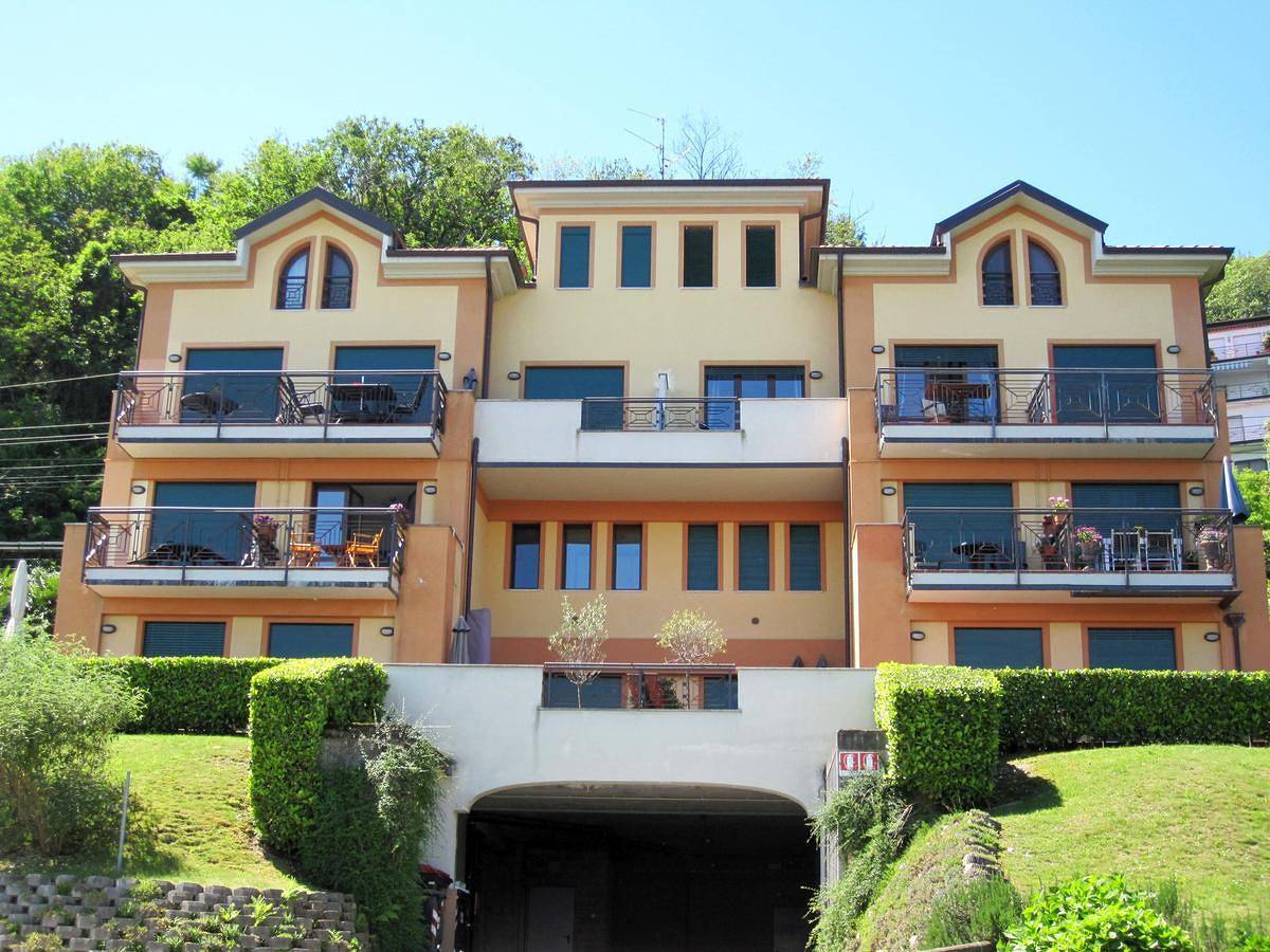 Appartement entier, Blue Lake apartment with pool and lake view in Stresa, Comune di Stresa