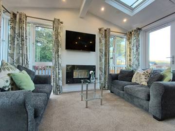 Chalet for 4 People in Cumbria, North West England, Photo 2