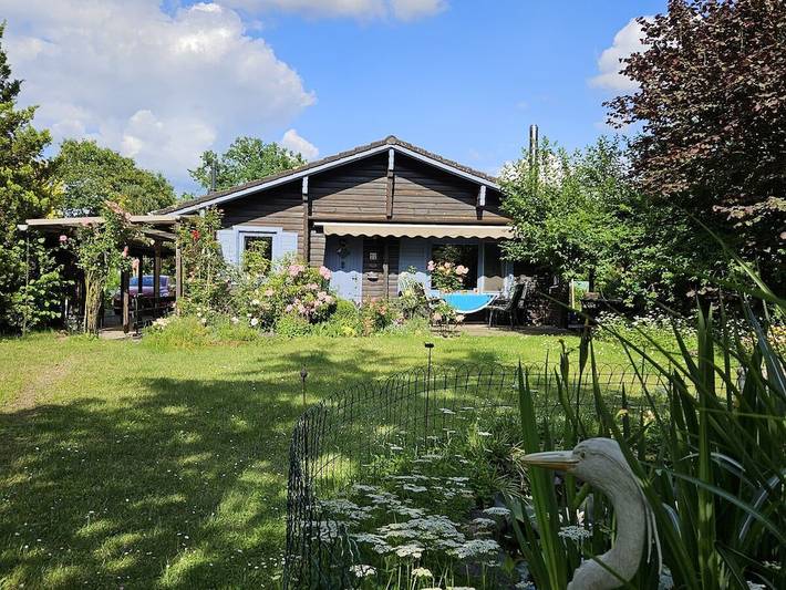 Ferienhaus für 4 Personen, mit Terrasse und Garten