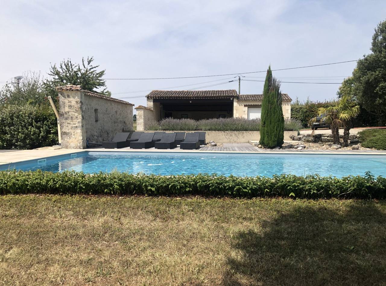 Maison Périgourdine, douceur de vivre, évasion familiale au vert in Sainte-Sabine-Born, Périgord Pourpre