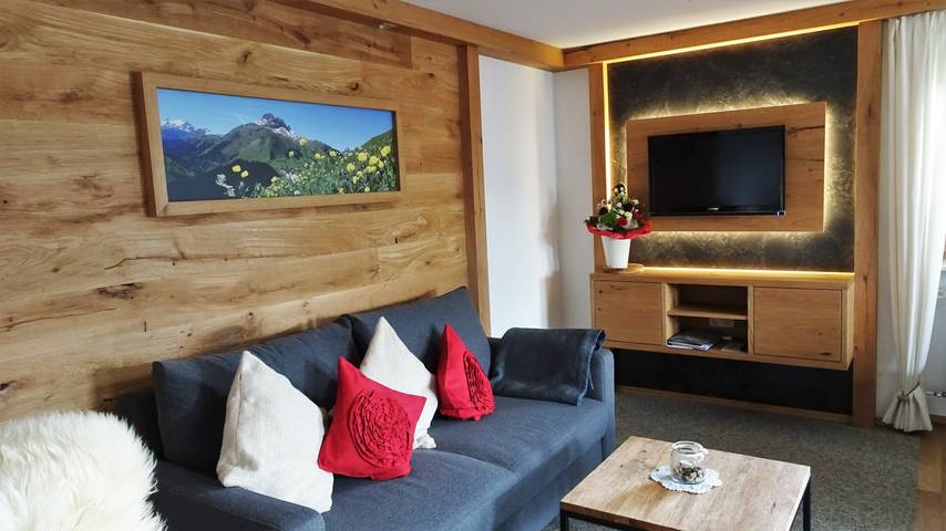 Ferienwohnung für 2 Personen, mit Terrasse und Garten sowie Ausblick, kinderfreundlich in Oberstdorf - 2