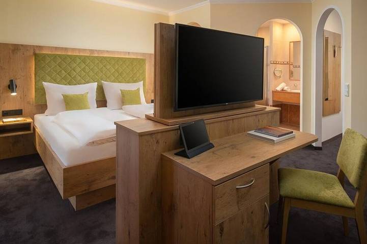 Ferienwohnung für 2 Personen, mit Whirlpool und Sauna sowie Garten in Unken - 3