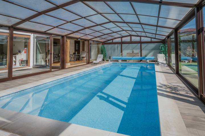 Chalet para 4 personas, con jardín - 1