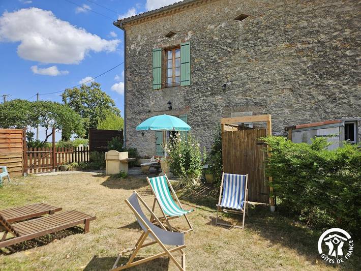 Gîte pour 7 personnes, avec terrasse à Saint-Gauzens