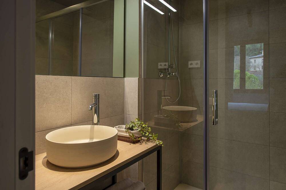 Apartamento entero, Apartamento con terraza y vistas espectaculares a la montaña de Montserrat in Monistrol de Montserrat, Interior de Barcelona