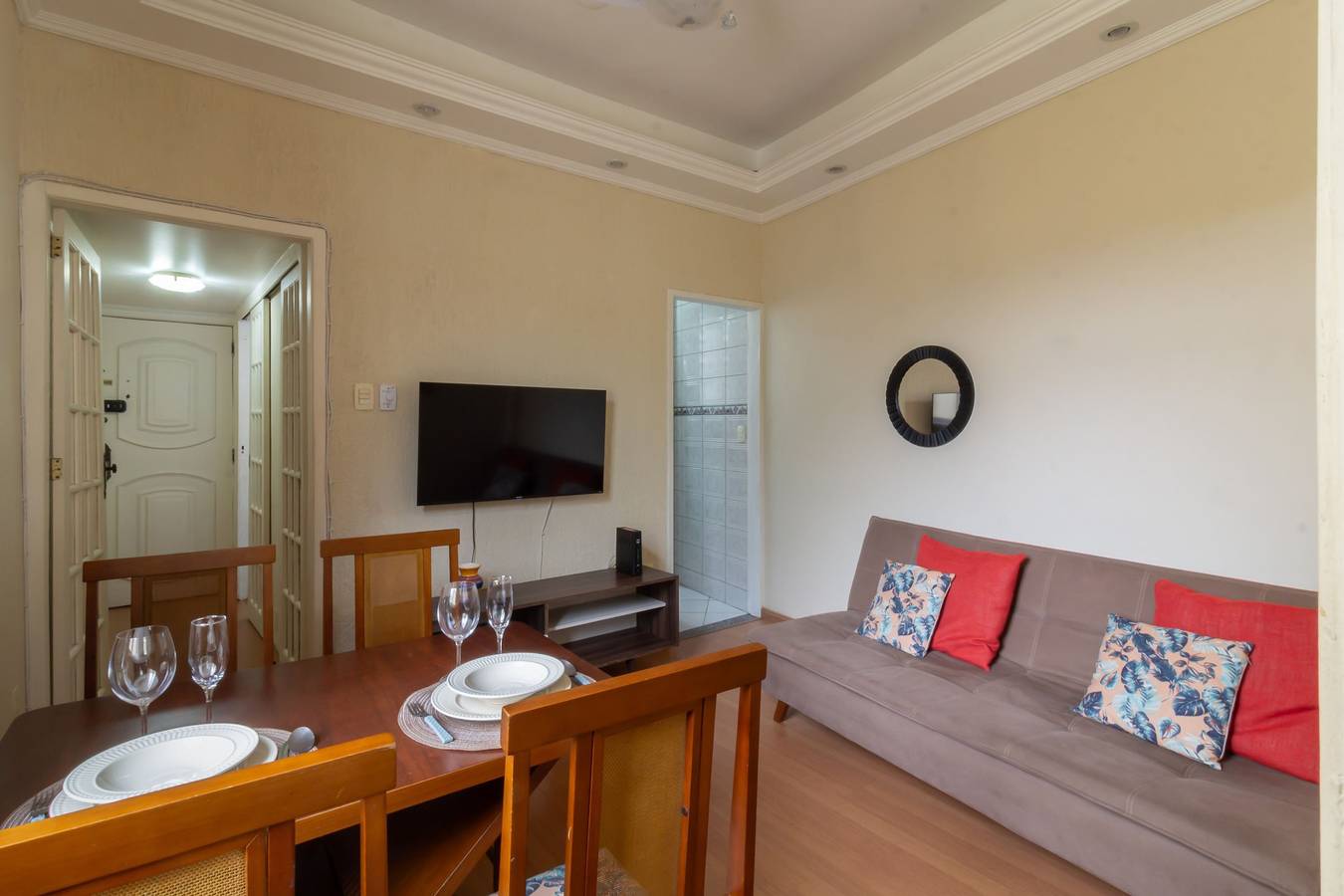 Entire apartment, 8 minutes from Copacabana beach | Br1010 in Copacabana, Rio de Janeiro