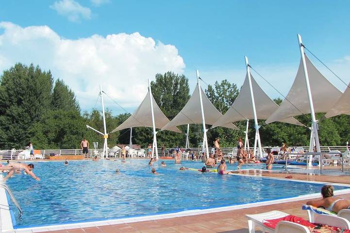 Ferienhaus für 5 Personen, mit Pool und Garten - 1