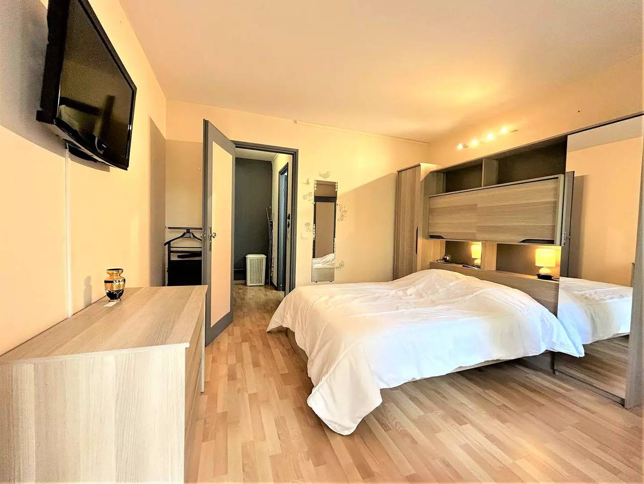 Appartement entier, Appartement 3 pièces 4 personnes - Gréoux les Bains in Gréoux-les-Bains, Parc naturel régional du Verdon