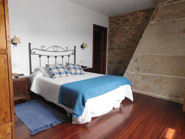 Casa rural para 2 personas, con Terraza y Jardín en Santa Comba - 4
