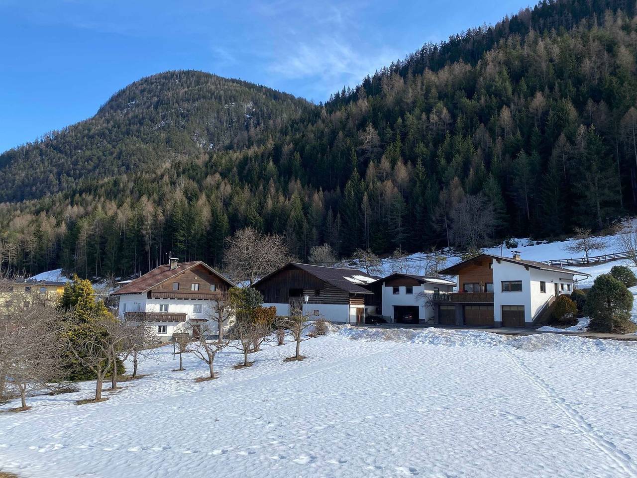 Ferienhaus in Tirol auf 1000 m Seehöhe mit Garten & Grill - Haus Alfred Grall in Kaunergrat, Imsterberg