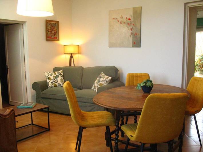 Location de vacances pour 2 personnes, avec Terrasse et Jardin à Leyme - 3