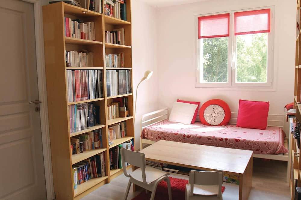 Gorgeous home in Montélimar in Montélimar, Région de nyons