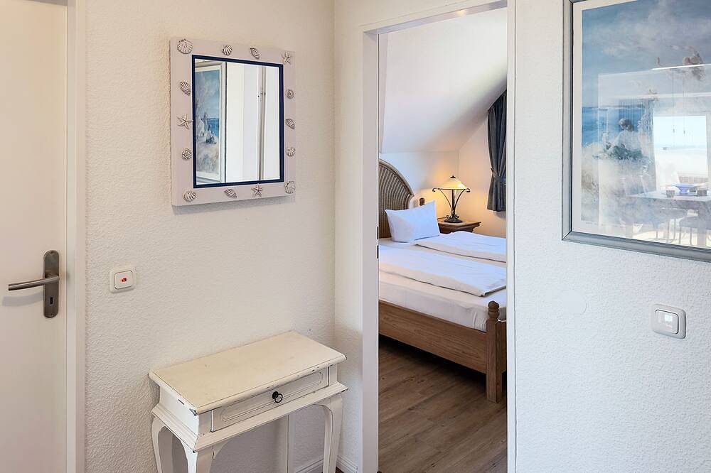 Ganze Wohnung, Ferienwohnung Obere Wandelbahn 15/19 mit Meerblick, 100 m zum Strand in Wittdün, Amrum