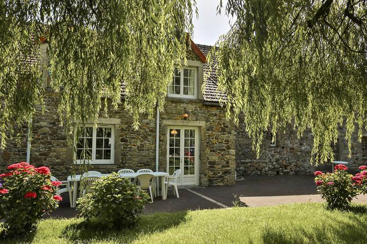 Ferienhaus „Gîte à Acqueville“ mit gemeinsamer Terrasse und Garten in La Hague, Côte de la Déroute