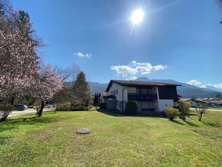Ganze Ferienwohnung, AlpenKastl - AlpenKastl für 1-3 Personen 40 qm, Wohnküche, Schlafzimmer, Du/Wc, Balkon, WLAN in Schleching, Bayerische Alpen