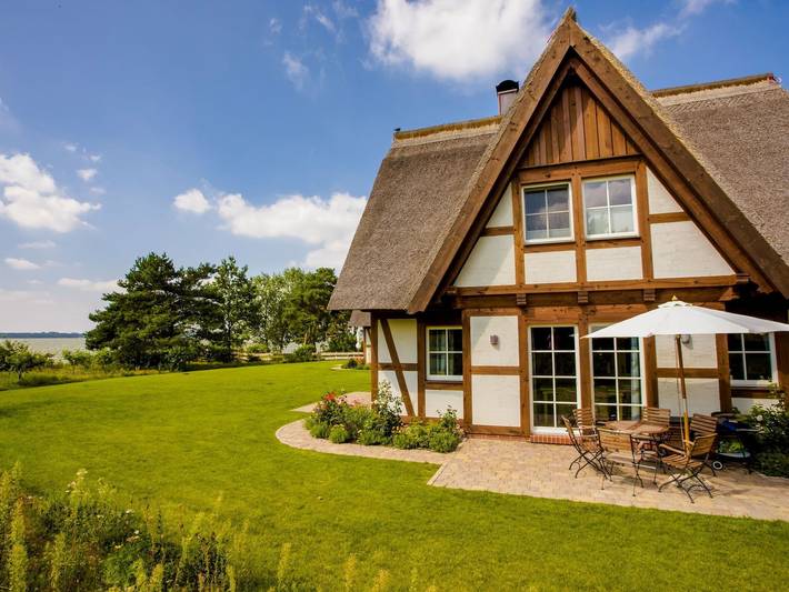 Ferienhaus für 6 Personen, mit Sauna und Garten sowie Seeblick und Terrasse, mit Haustier in Quilitz