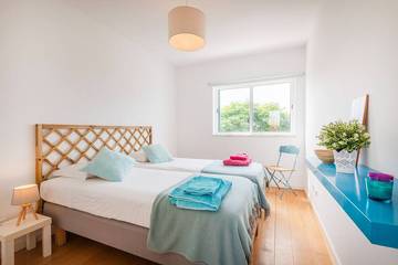 Villa for 13 People in Alvor, Faro District, Photo 3