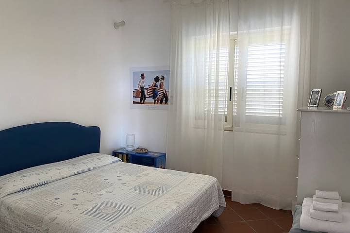 Ganze Wohnung, Ferienhaus mit wunderschönem Meerblick, 3 Minuten zu Fuß vom Strand entfernt in Spiaggia Timpi Russi, Sciacca
