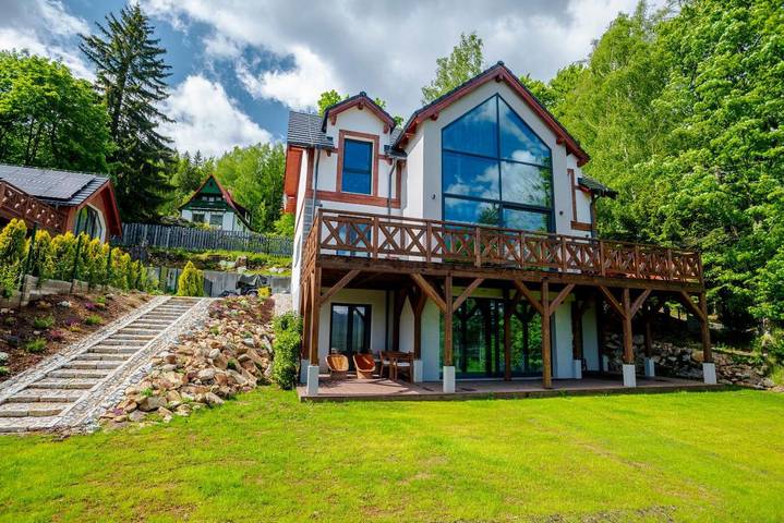 Willa dla 10 osób, z Balkon i Taras oraz Ogród i Sauna w Szklarska Poręba