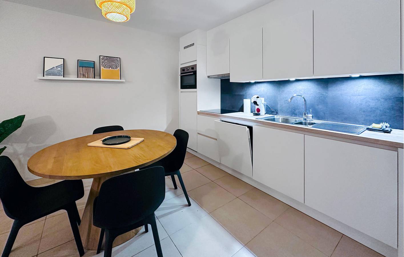 Geheel vakantieappartement, Vakantieappartement voor 4 personen met terras in Stad Oostende, Oostende