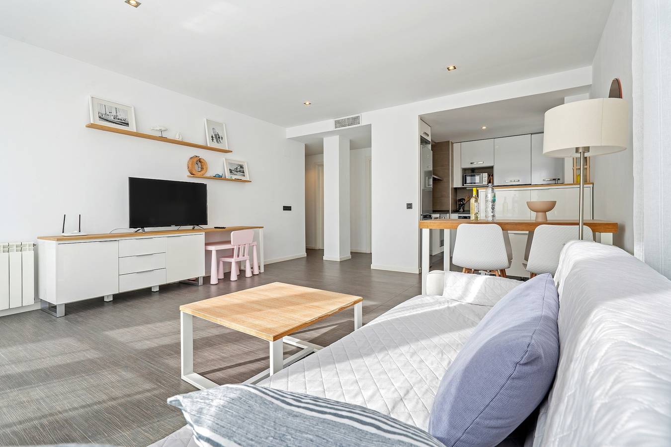 Appartement entier, Appartamento di fronte al mare, piscina, aria condizionata, parcheggio ascensore in Calafell, Costa Dorada