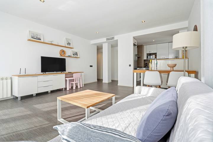 Ganze Wohnung, Appartamento di fronte al mare, piscina, aria condizionata, parcheggio ascensore in Calafell, Costa Dorada