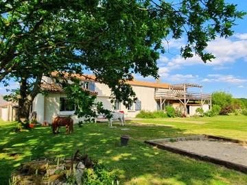 Gîte pour 2 personnes, avec jardin à Legé