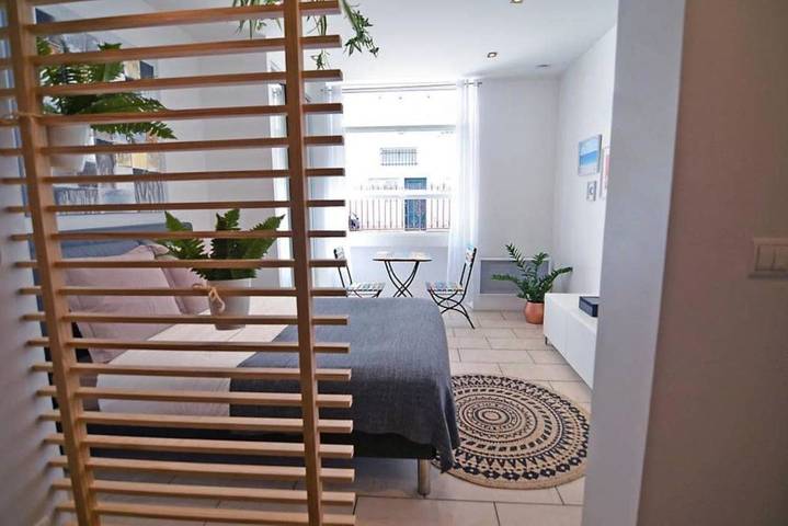 Gîte pour 3 personnes, avec terrasse, animaux acceptés dans La Gare Du Midi Biarritz