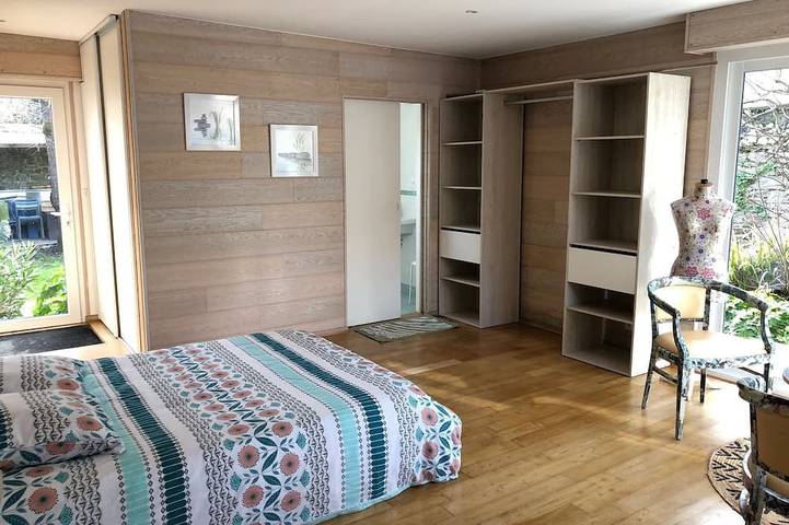 Atypischer Bungalow in Dinan in Dinan, Dinan und Umgebung