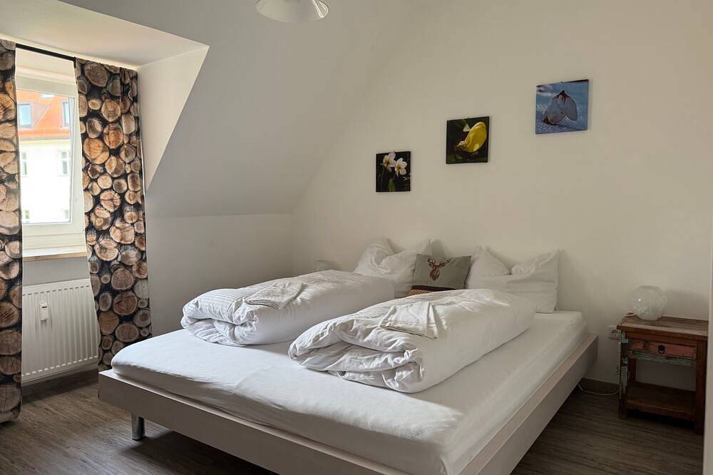 Ganze Wohnung, Doppelzimmer für 2 Gäste mit 14m² in Rottenbuch in Rottenbuch, Romantische Straße